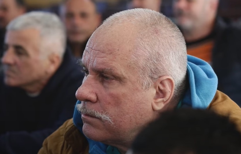 Gheorghe Dincă și-a lăsat mustață în pușcărie / Sursă foto: family2fam.wordpress.com