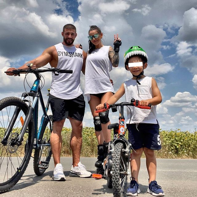 Roxana Vancea și familia ei / Sursă foto: Instagram