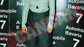 Andreea Esca a fost la un pas sa-si scoata ochiul