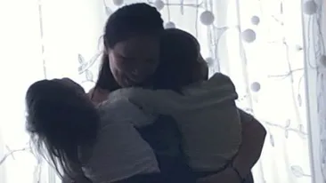 Cristina Bălan a vorbit deschis despre gemenii ei, diagnosticaţi cu sindromul Down! Ce se întâmplă cu micuţii când sunt scoşi în aglomeraţie