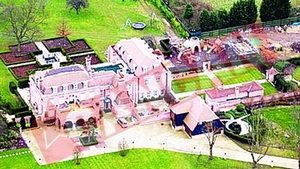 Si-au blindat vila de frica hotilor