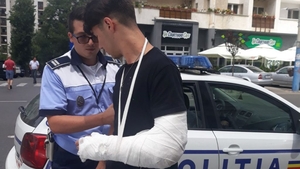 Fiul judecătorilor din Craiova a fost prezentat la mandat. Primele imagini cu tânărul, după accident