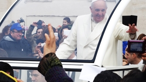 Dialog spumos între Papa Francisc și un grup de preoți mexicani: ”Știți de ce am nevoie pentru genunchiul meu? De puțină tequila”