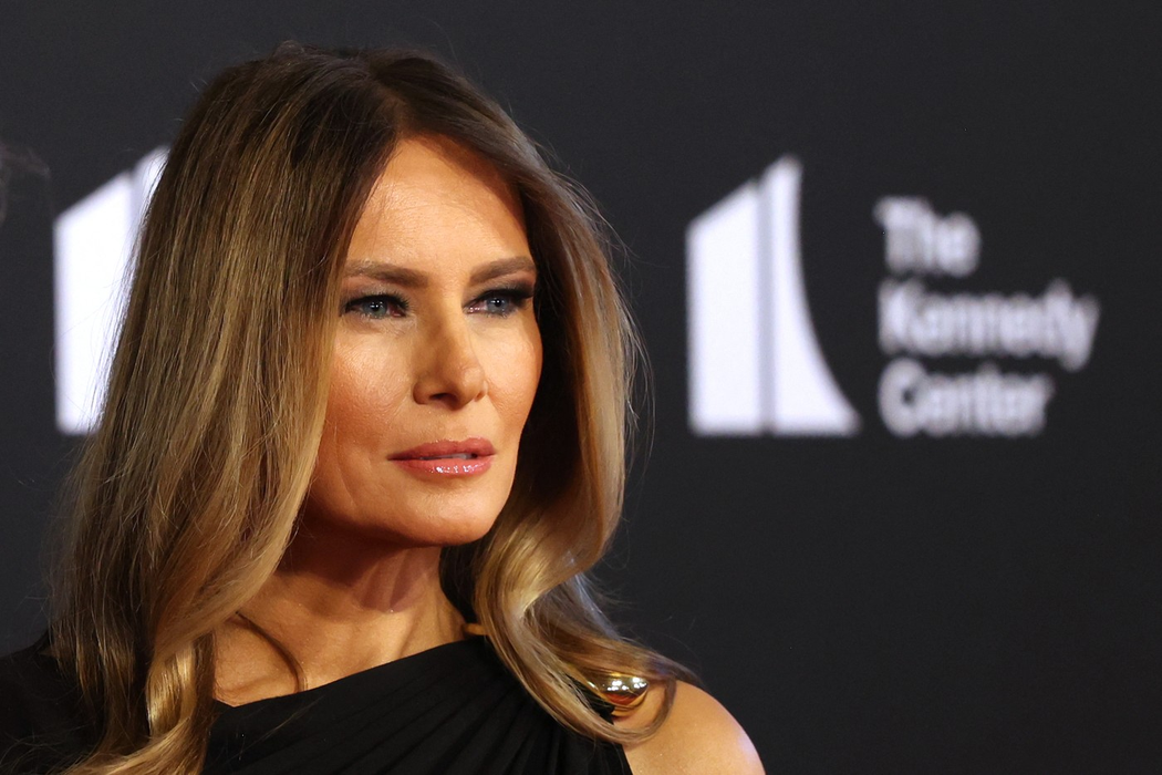 Prima Doamnă a SUA, Melania Trump, sosește la premiera spectacolului „Les Miserables” la Kennedy Center din Washington, DC, pe 11 iunie 2025. Foto: Profimedia
