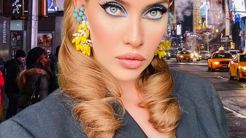 Iulia Albu îşi doreşte să devină mamă pentru a doua oară: "Ne gândim la tripleţi în acest moment"