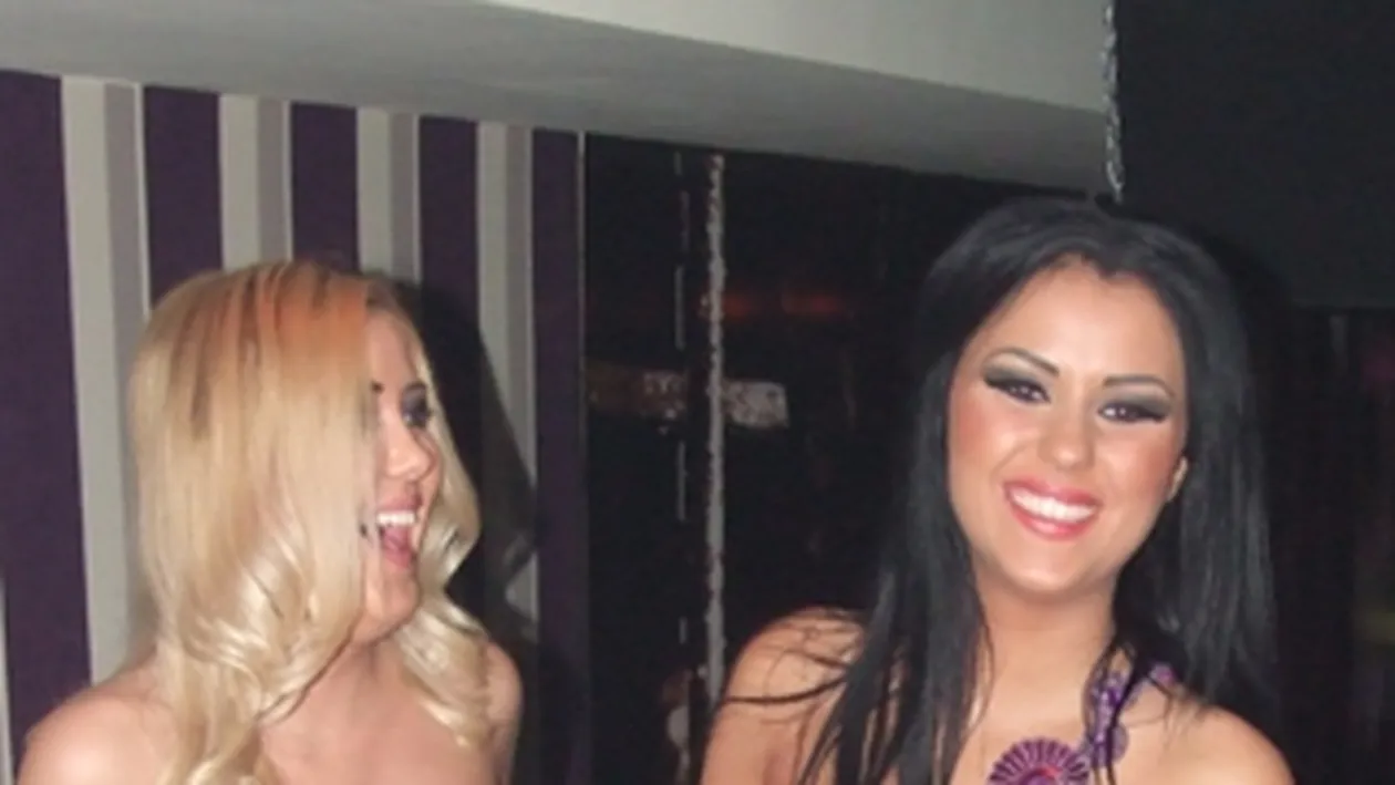 Surorile Crudu au facut chef cu sampanie si votca la un club de fite din Sinaia