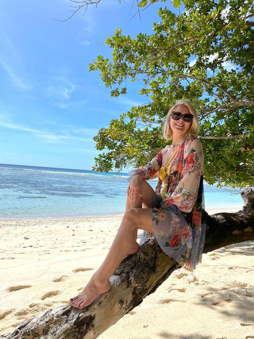 Alessandra Stoicescu, vacanţă de vis alături de familie pe o plajă din Seychelles. Imagini în premieră!