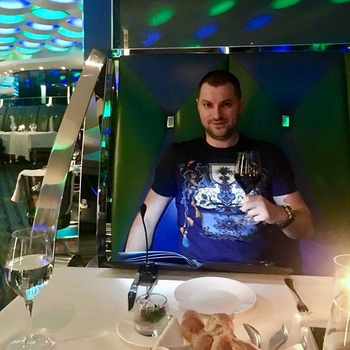 Cum a ajuns să arate Fizz, artistul care înnebunea România cu melodia „Am nevoie”. Are 44 de ani și stă mai mult în străinătate