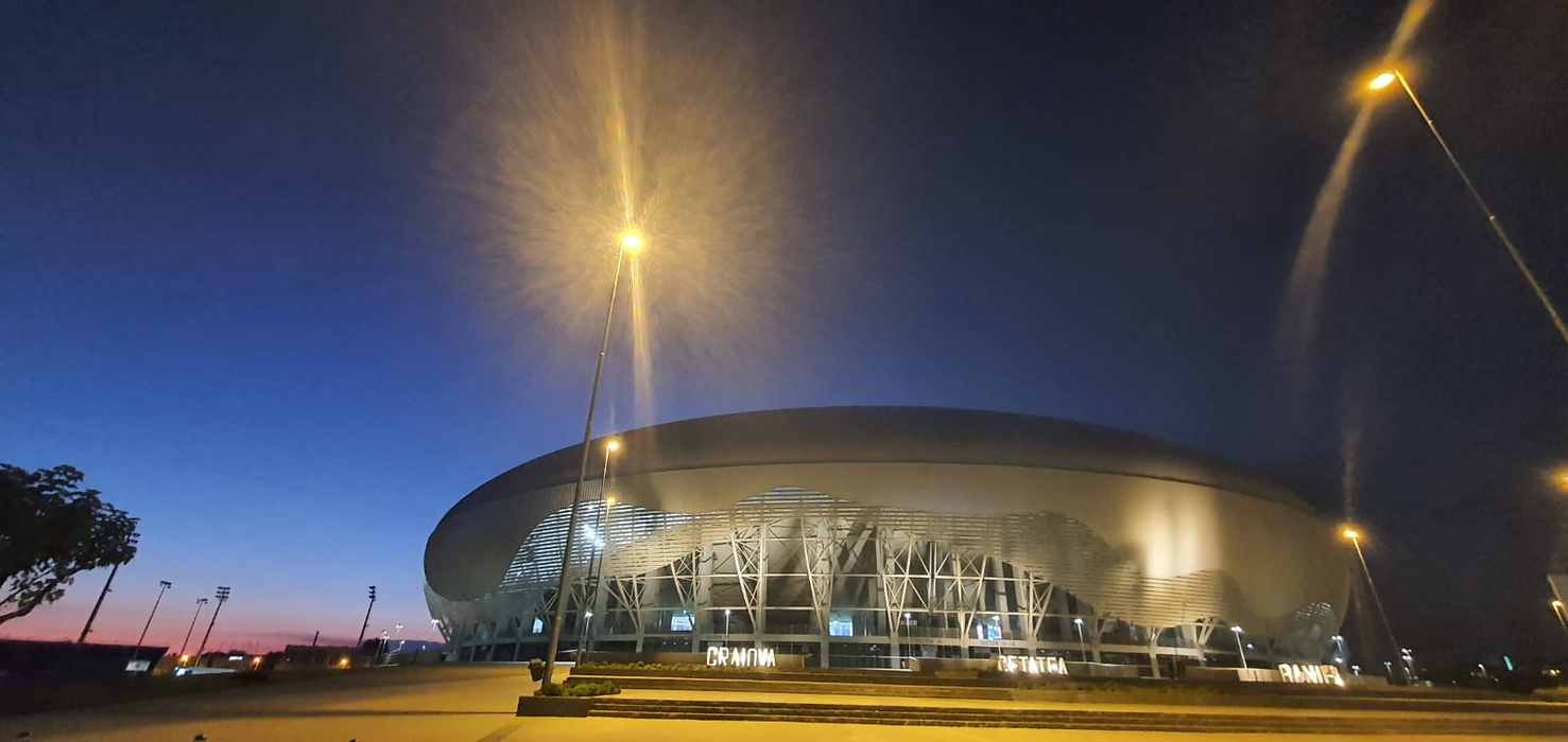 Stadionul din Bănie este interzis publicului