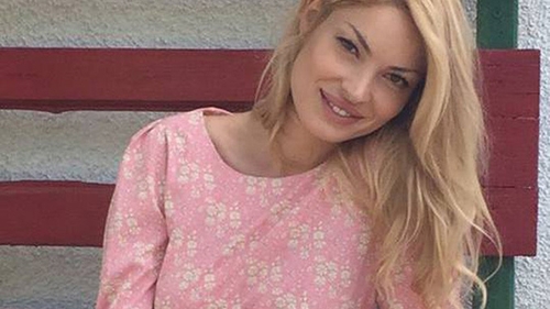 Ce se întâmplă în aceste momente cu VALENTINA PELINEL, după ce a avut probleme în timpul naşterii!