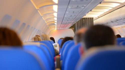 Nu se așteptau la asta! Pasagerii unui avion au auzit gemete și țipete ciudate, în timpul zborului. Ce s-a întâmplat la scurt timp