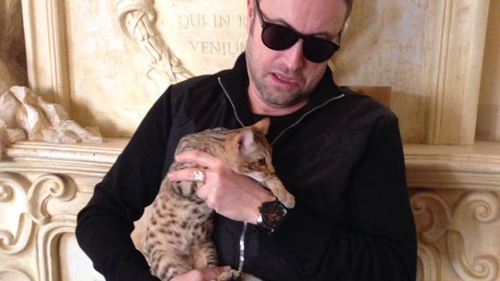 La asta nu te asteptai! Bote le-a facut praf pe Kim Kardashi an si Paris Hilton: "Of, iar s-au luat dupa mine. Au vazut la mine.."