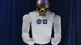 VIDEO Un robot umanoid va zbura in spatiu pe naveta  Discovery