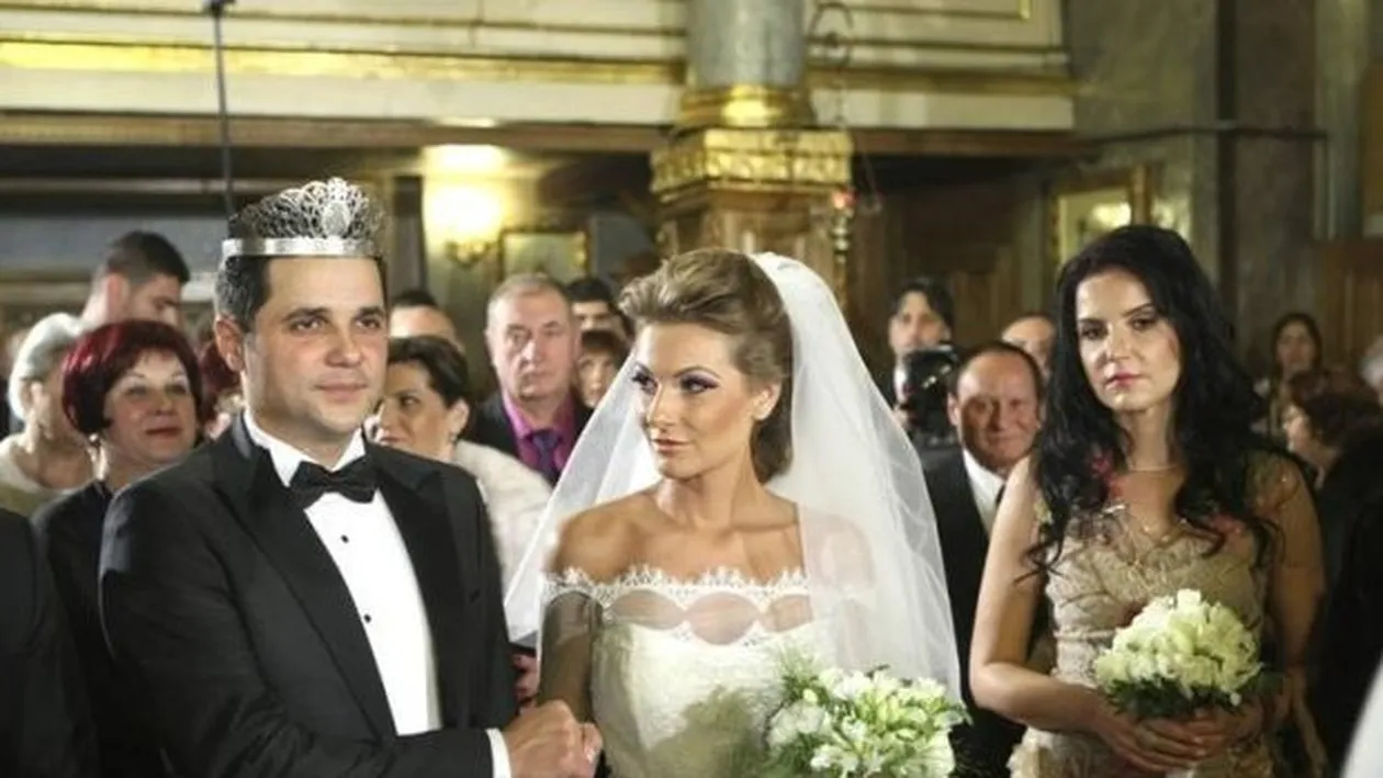 Cine este soţia lui Cove! „N-a fost dragoste la prima vedere”
