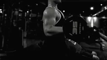 Culturist în vârstă de 19 ani, găsit mort în casă! Avea în față un viitor strălucit, dar destinul i-a fost curmat brusc