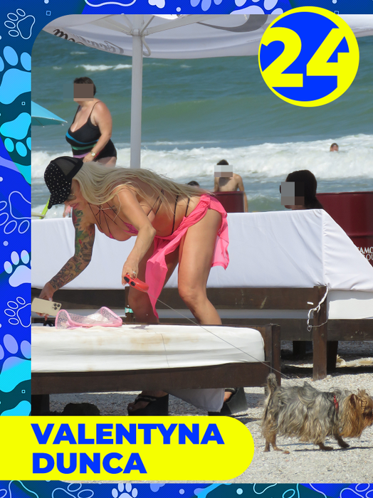 Top 25 vedete care și-au etalat costumele de baie, dar cățeii lor au făcut senzaţie! Delia, Bianca Drăgușanu sau Lora, eclipsate de patrupezi la malul mării
