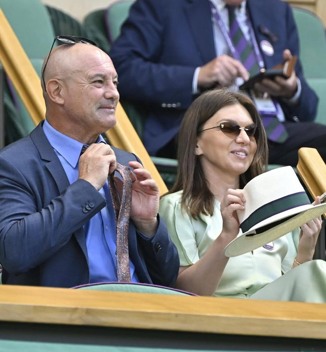 Câți euro costă rochia pe care Simona Halep a purtat-o la Wimbledon 2025. E creația Victoriei Beckham!
