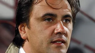 Nu mai are bani pentru pensia alimentara a fiicelor sale! Afla ce fost prezentator tv e nevoit sa stranga punga!