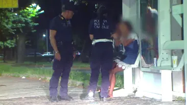 Polițiștii italieni s-au apropiat de această prostituată. Ce le-a zis tânăra, în limba română: Am 25 de ani și...
