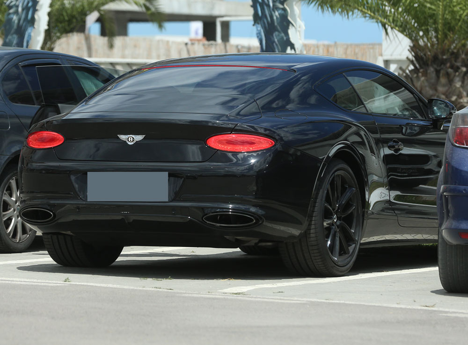 Ionuț Andrei Radu a apărut la Mamaia cu un Bentley de 250.000 €!