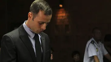Campionul paralimpic, Oscar Pistorius, suspect de dopaj! Poliţia a găsit testosteron şi seringi în casa sportivului