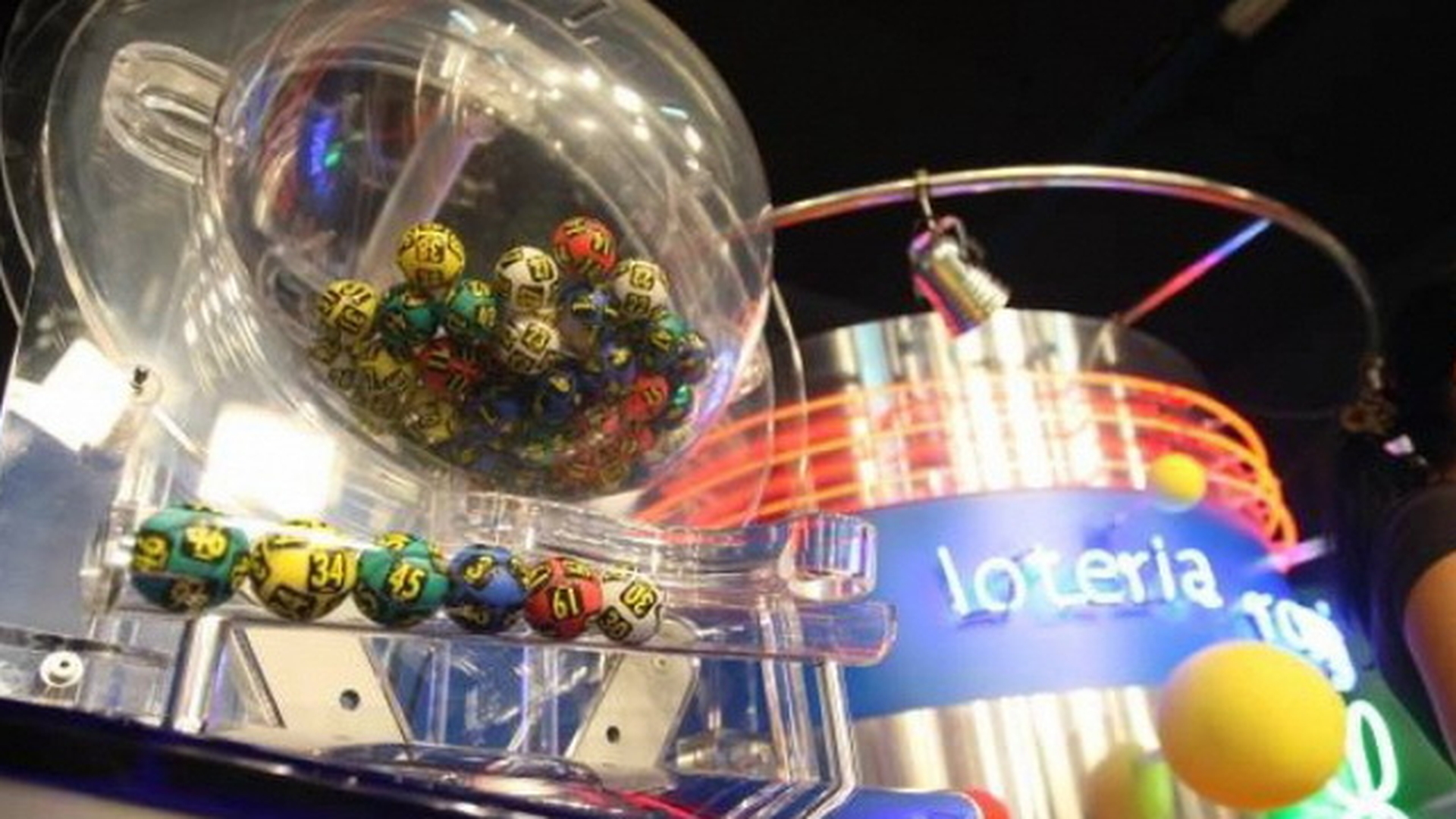 Castigatorul de la LOTO ar putea sa isi goleasca tot CONTUL cu o singura achizitie! Cum poate sa arate masina de 11 mil. de dolari