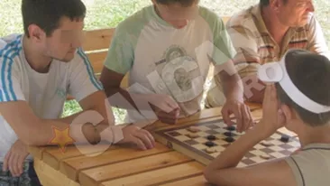 Elevul care si-a asasinat mama a inceput scoala. E cel mai bun din clasa!