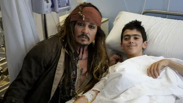 Johnny Depp a devenit iar viral! Ce gest senzațional a făcut pentru copiii cu cancer din Spania