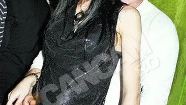 Scene tandre cu Tolea si graviduta