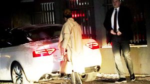 Lovitură de teatru! Relaţia dintre vicepreşedintele Camerei Deputaţilor şi chipeşa Ioana e… adulterină la dublu! Soţul încornorat i-a jurat răzbunare pastorului miliardar. ”Domnişoara Zen” e căsătorită, iar soţul se afla la schi când ea a înnoptat în apartamentul PNL-istului Ben-Oni Ardelean