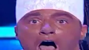 Super tare! Pepe nu are limite şi a făcut show total! Cântăreţul s-a făcut negru şi a luat accent de jamaican!