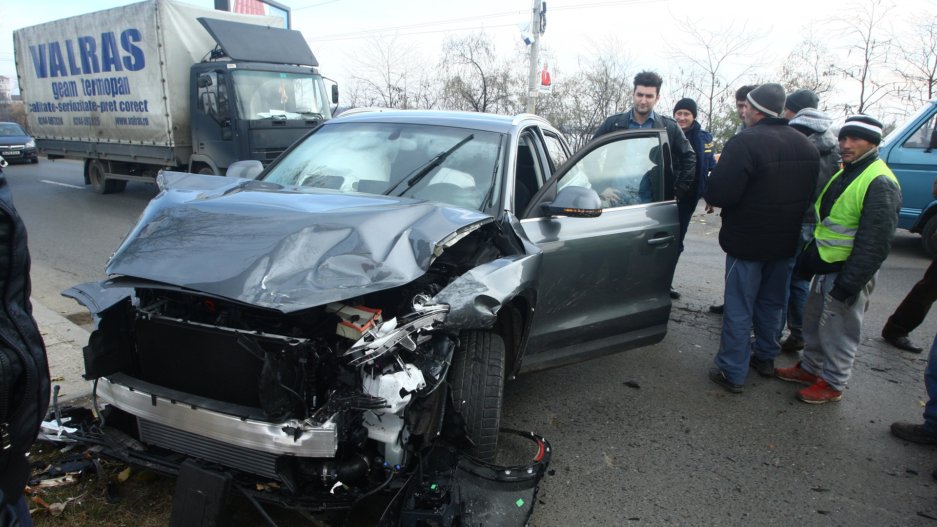 Smiley, salvat de masina din accidentul care ar fi putut sa se termine tragic! Dotarile l-au ajutat sa scape fara nicio zgarietura
