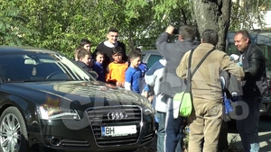 Fotbalistul Claudiu Keseru, tinut din "scurt" de sotie! Cum a fost filmat fostul stelist!