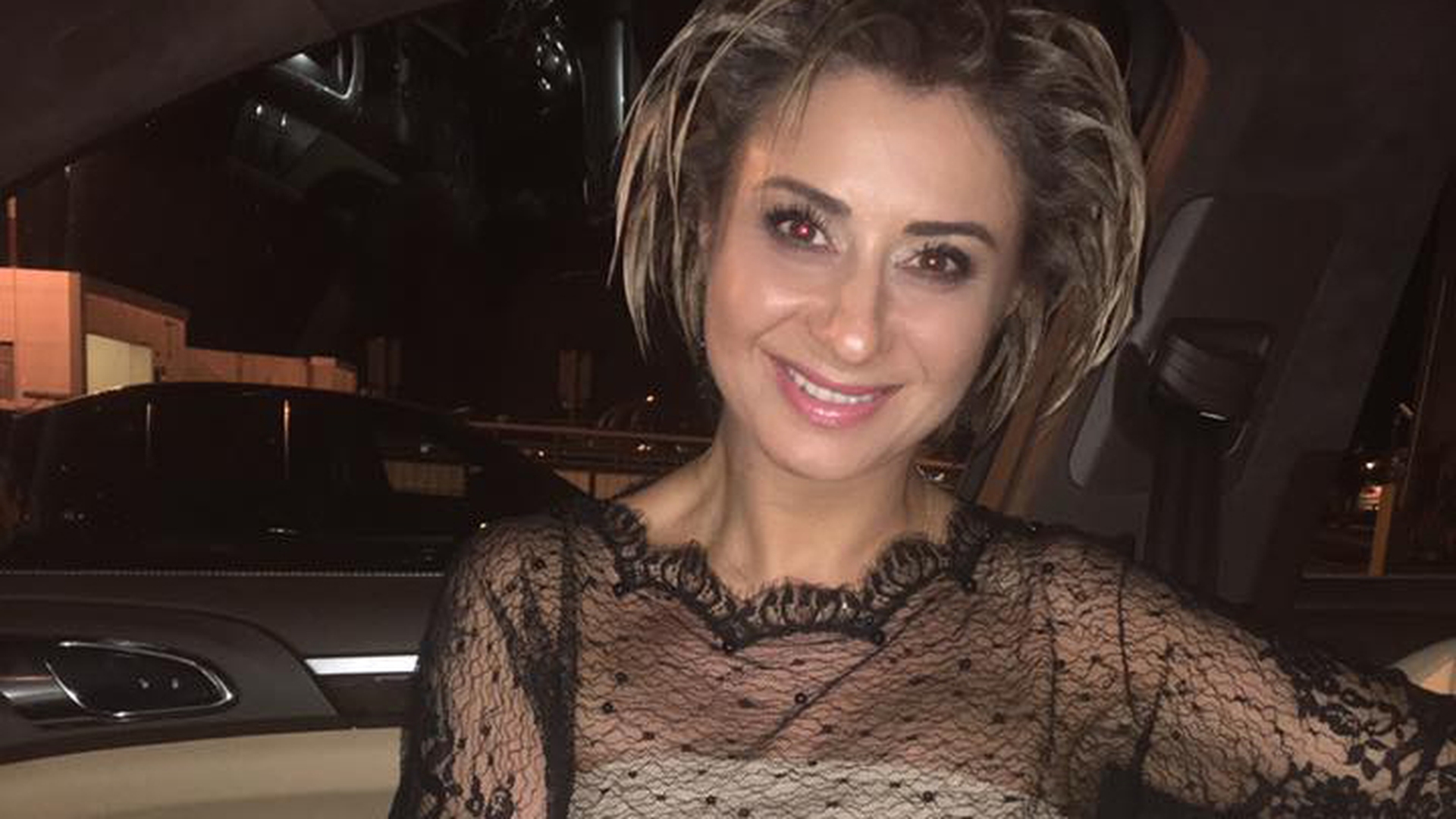 ANAMARIA PRODAN slăbeşte de nu se mai opreşte! Sexy-impresara în costum de baie şi cu coastele la vedere