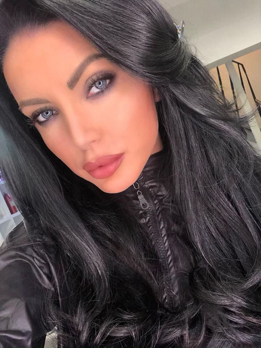 Raluca Silea, dezvăluiri despre relația cu Victor Slav! Cum o iubește prezentatorul TV pe bruneta sexy
