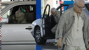 Irinel Columbeanu a trecut de la un vioi Opel second-hand la un Mercedes vechi de 20 de ani