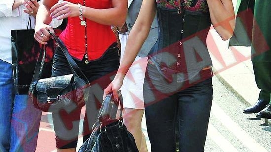 Cheeky Girls, la un pas de faliment