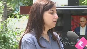 Văduva lui Fane Spoitoru, aniversare tristă: a plâns la mormântul fostului soţ! "Nu mi-a rămas nimic..."