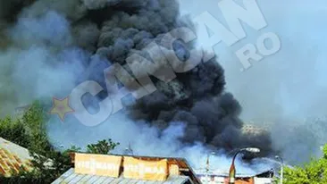 Doua fabrici mistuite de foc! Targoviste, inecat cu fum