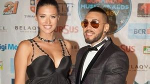Familie de vis! Ce au făcut Alex Velea și Antonia cu două săptămâni înainte de Crăciun. Totul are legătură cu Dominic și Akim