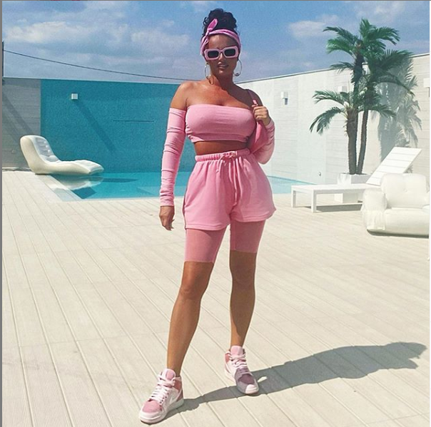 Babs, iubita lui Dorian Popa, și-a ieșit din minți! Cum le-a răspuns fanilor care o întreabă când va deveni mama: ”Sunt handicapată?”