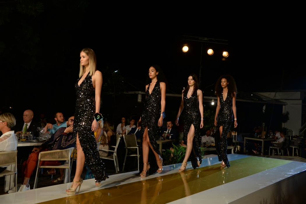 Sabrina Bujoreanu este câștigătoarea Miss Fashiontv Europe 2019 și a bijuteriei cu diamante în valoare de 20.000 Euro