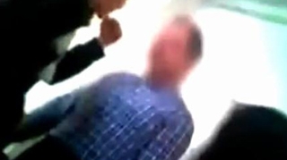 VIDEO Vezi ce cap in gura isi ia un elev de la profesorul sau!
