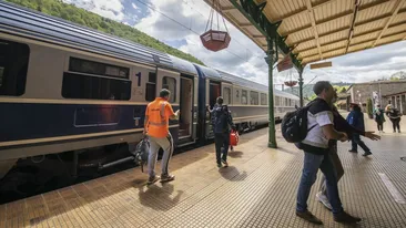 CFR a pregătit trenuri speciale pentru litoral. Când vor începe să circule