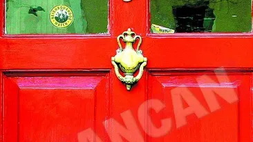 Cei care locuiesc la numarul trei dau lovitura la loterie