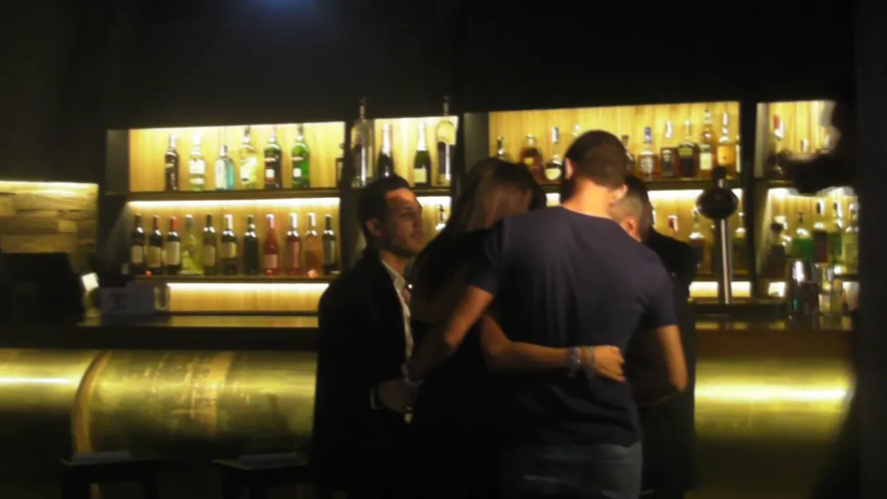 Imaginile de la ziua Oanei Zavoranu care nu au aparut nicaieri! Ce gesturi socante a facut bruneta cu mai multi barbati!