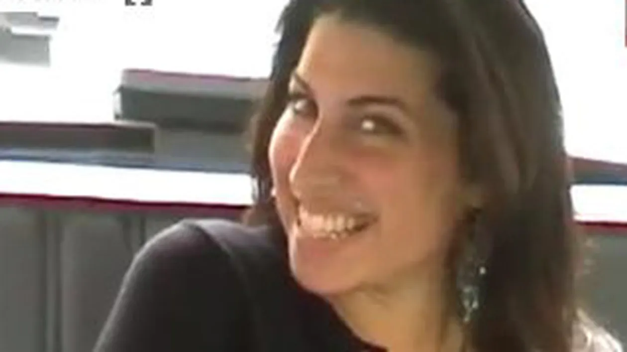 VIDEO Uite cum arata Amy Winehouse la 18 ani! Era vesela si plina de viata