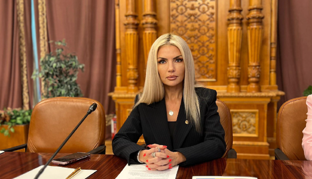 Laura Vicol, primul mesaj după arest/ Sursa foto: Facebook