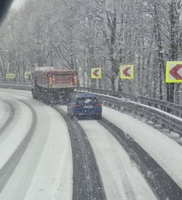 Ninge ca-n mijlocul iernii în România. Care sunt orașele afectate