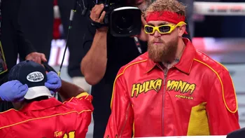 Fostul YouTuber, Jake Paul, bătut crunt de Anthony Jooshua. A ajuns la spital imediat după meci